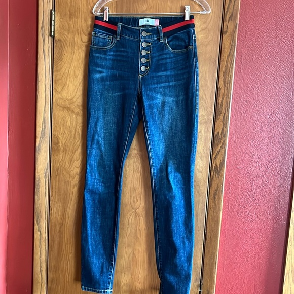 CAbi Denim - BNWOT So beautiful Cabi button fly skinny jeans